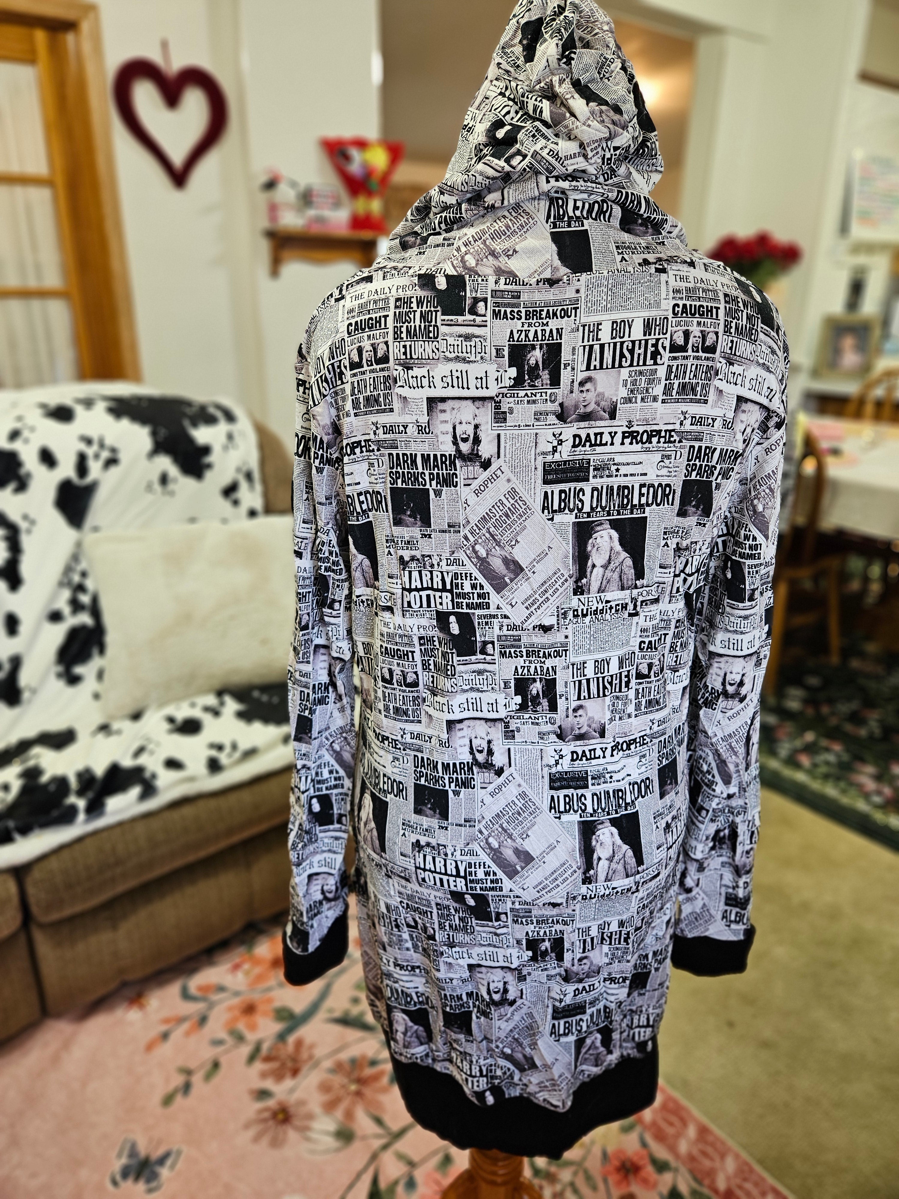 NEW Women's XL HP Wizarding News Tunic Hooded Dress with Pockets