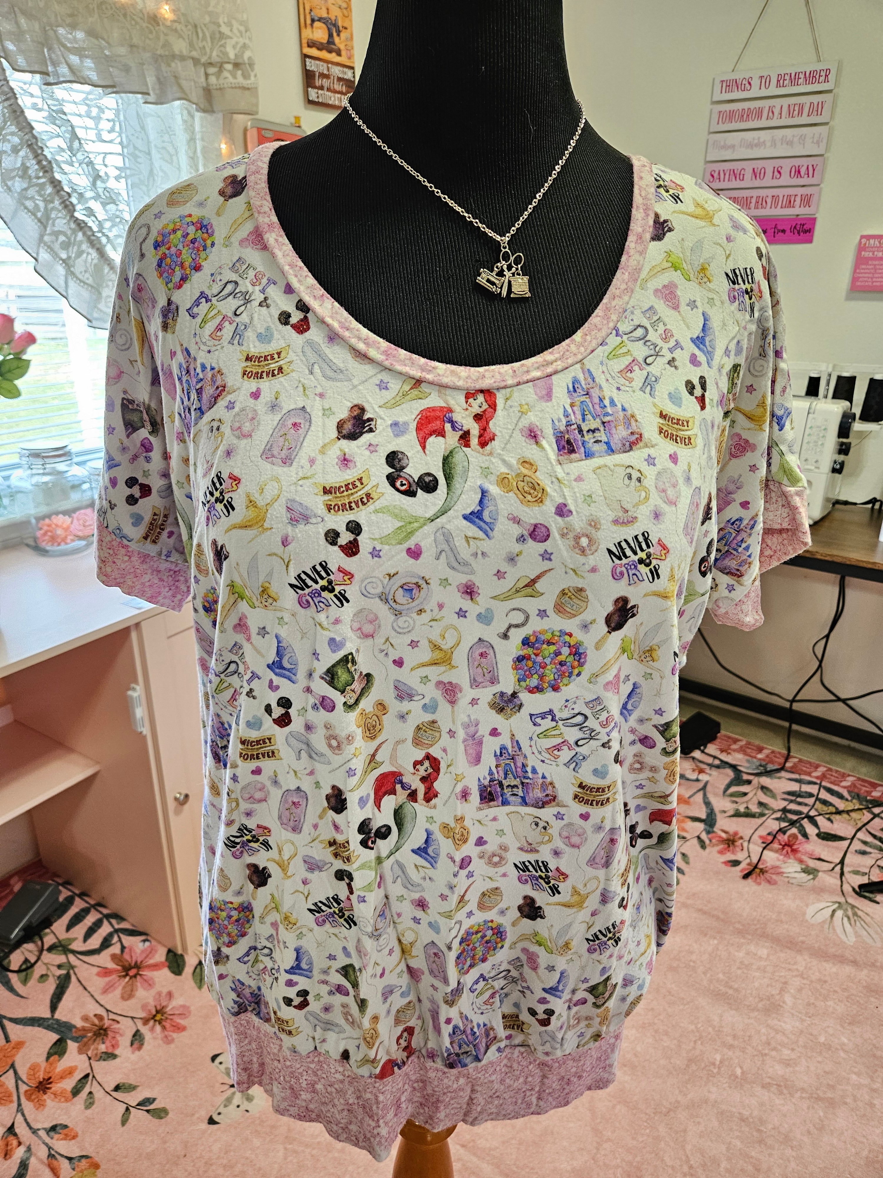 NEW Women's XXL Disney Parks w/ Faux Pink Glitter Dolman Top BL