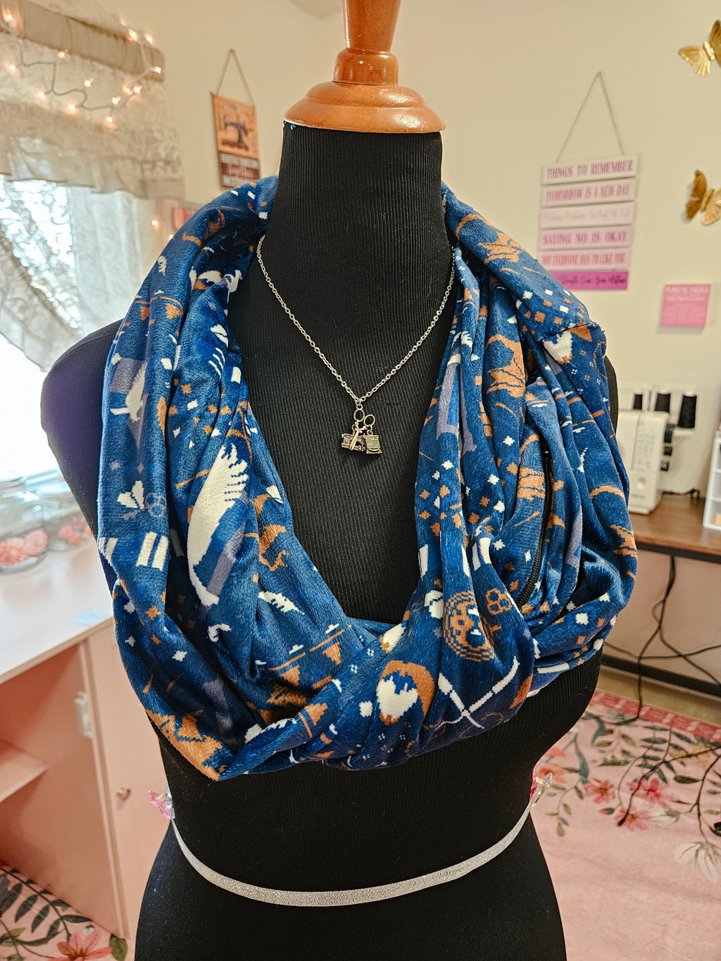 HP Ravenclaw Infinity Scarf w/ DEEP POCKET!! NEW