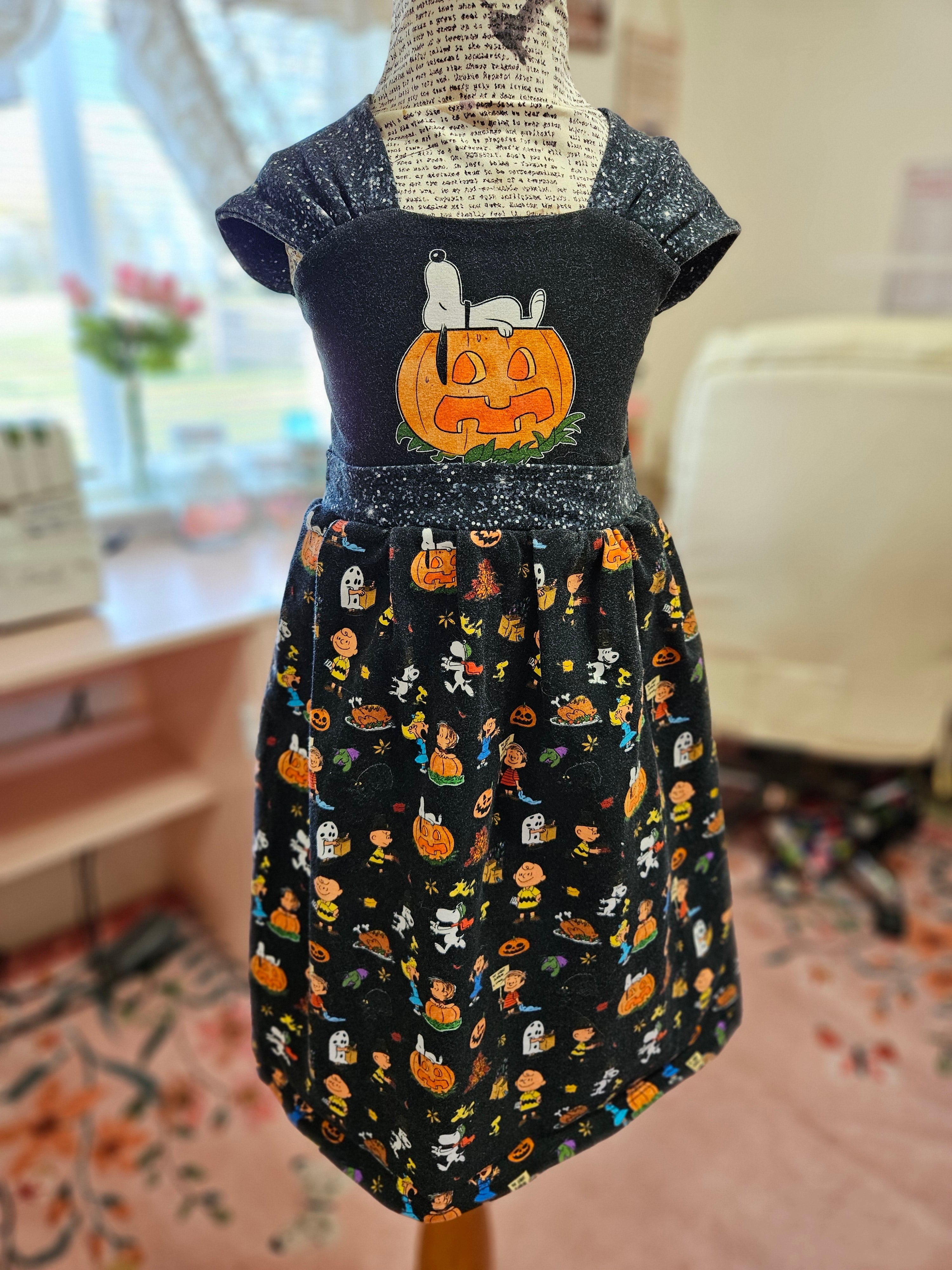 GIRL'S Snoopy Napping on Pumpkin Halloween Dress CL 2T