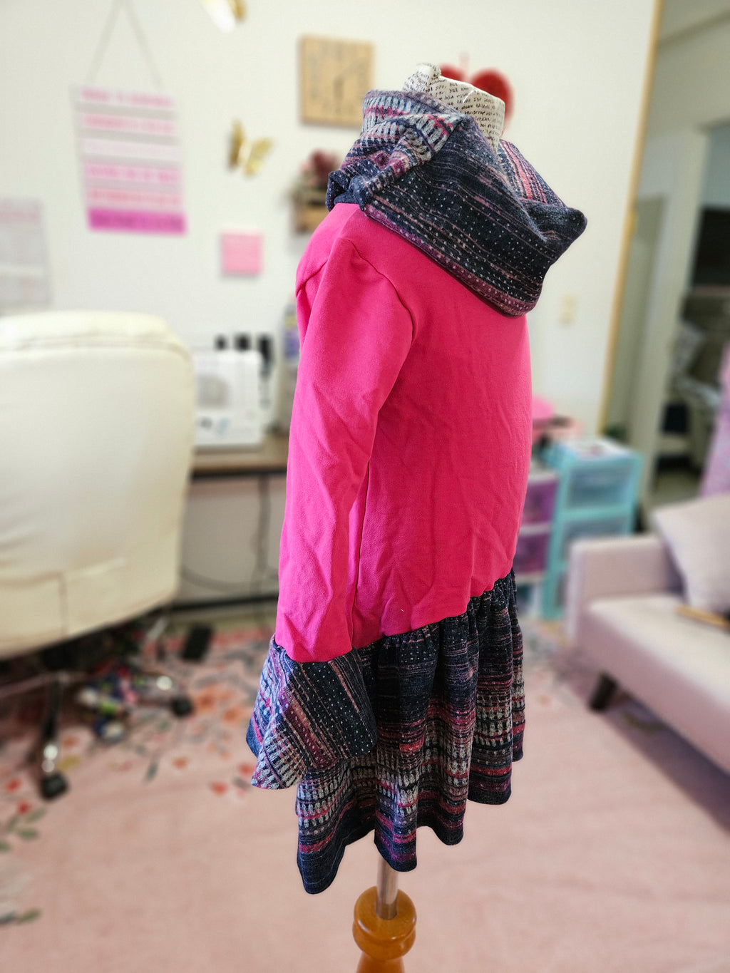 GIRL'S Cowl Neck Pink Plaid Sweater 4T