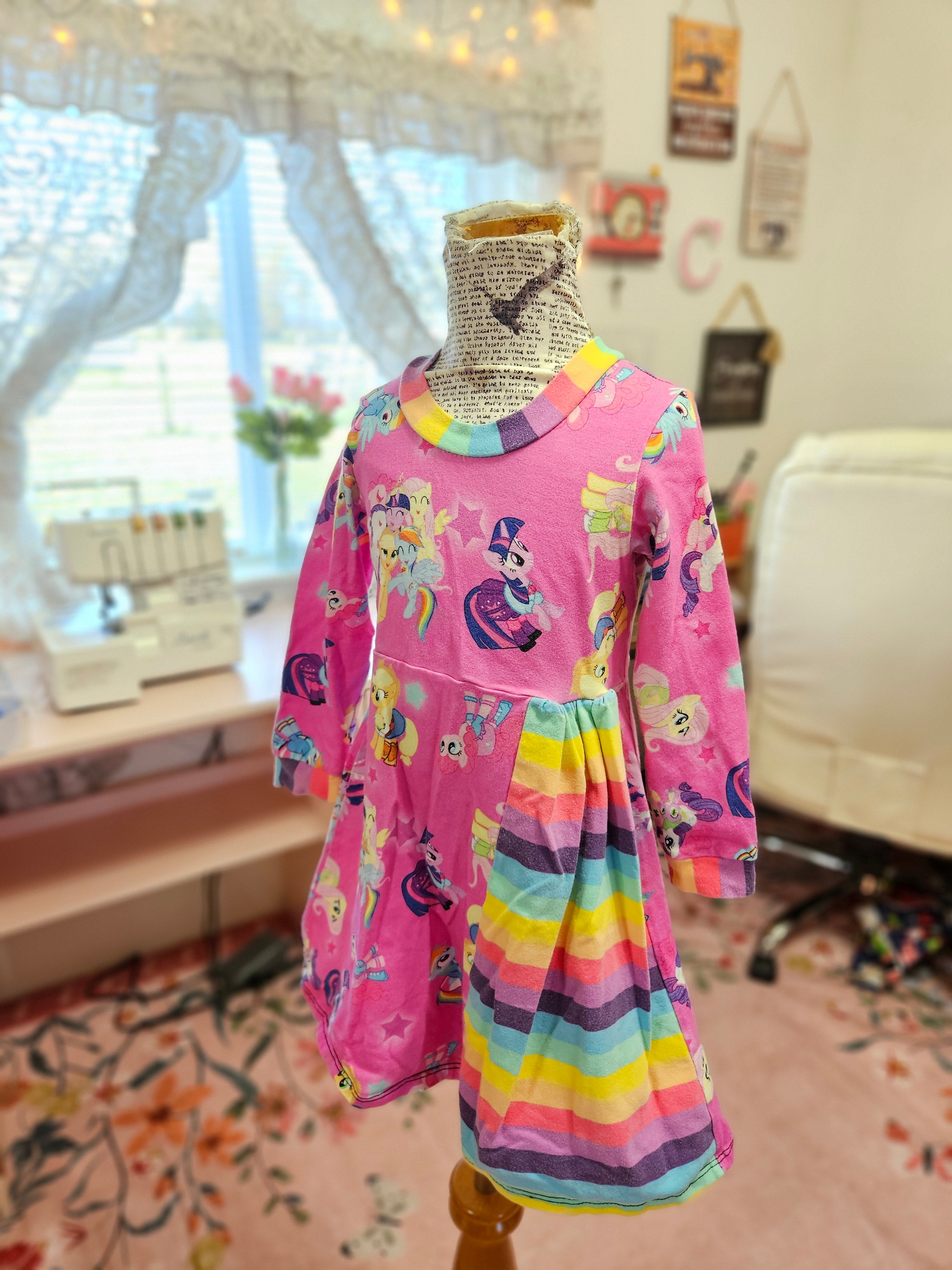 GIRL'S Pink & Rainbow MLP Dress CL 2T/4T