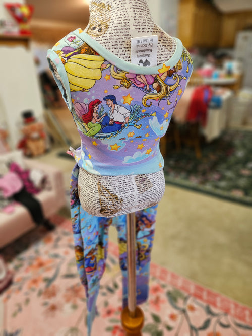 GIRL'S Grow w/ Me 2 Piece Disney Flying Carpets Princesses & Princes 2T/4T
