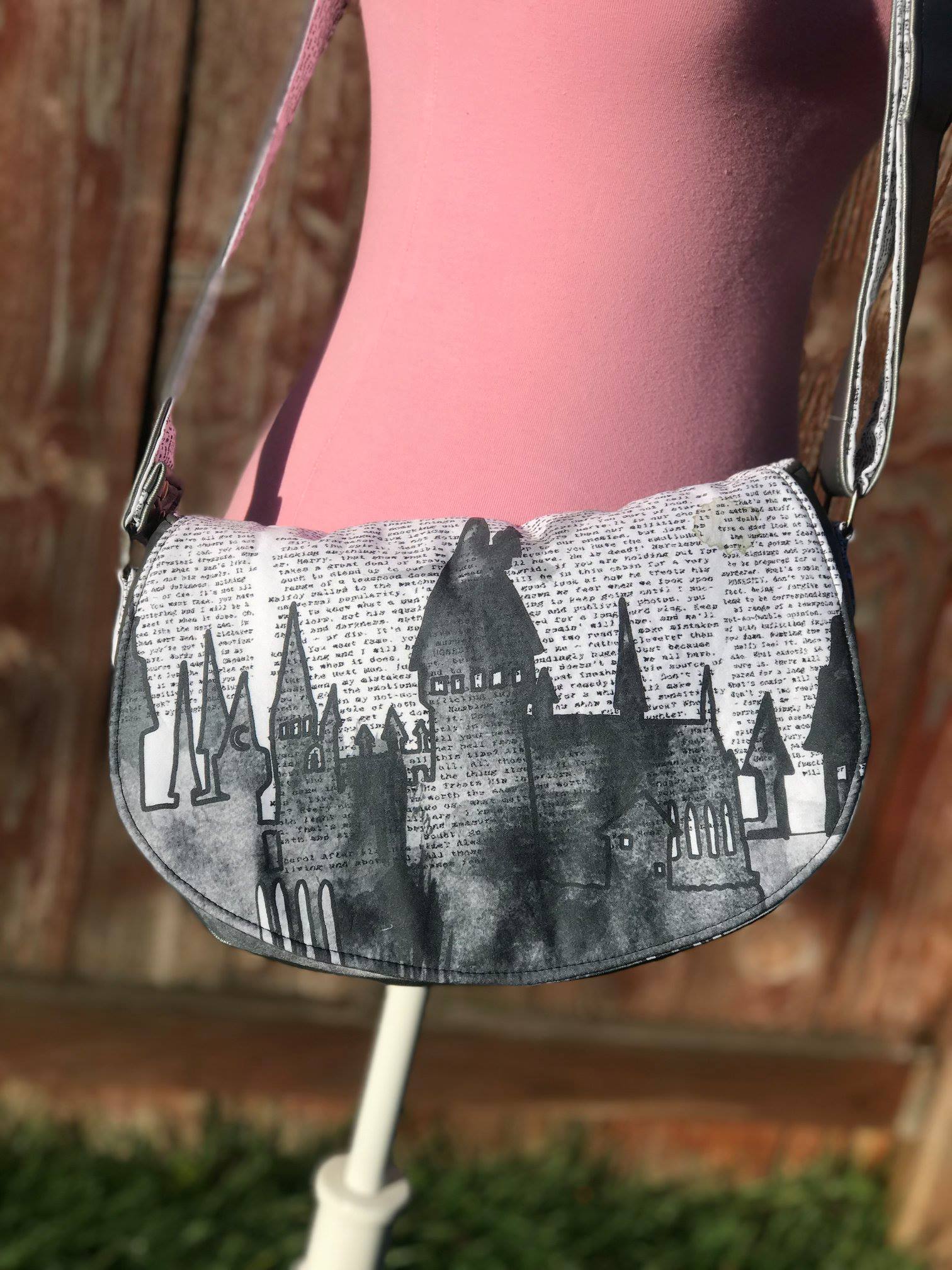PRE-ORDER: HP Castles REPRINT 2026 SINGLE Border GRAYSCALE Design